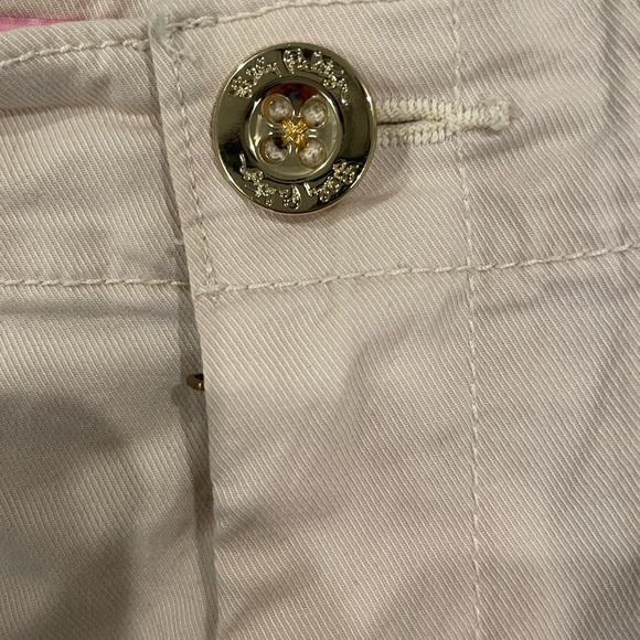 Lilly Pulitzer shorts. Cream color. Size 0 - Picture 6 of 6